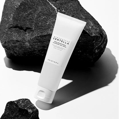 SKIN1004 Madagascar Centella Tone Brightening Cleansing Foam